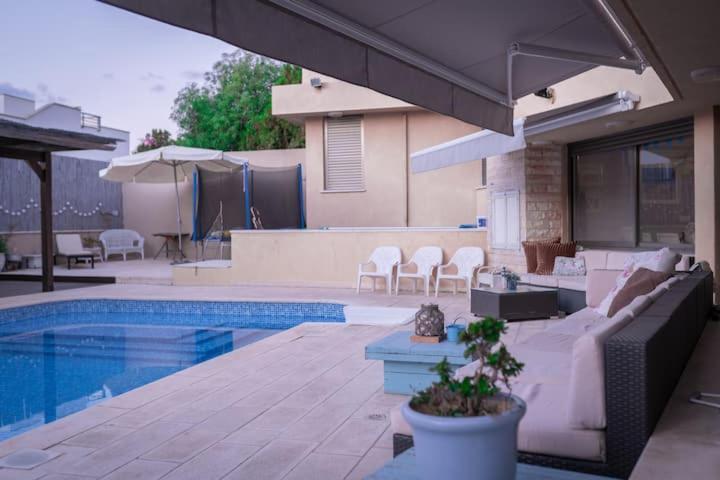 Apartment Caesarea 38 Bagian luar foto